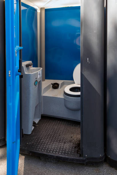 Portable bathroom rental in Oak Ridge, NJ